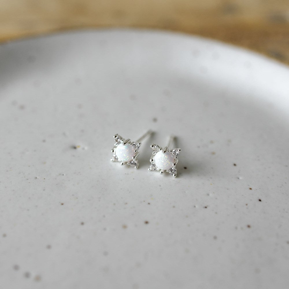 Glee - Aurora Studs